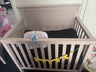 Mini Crib