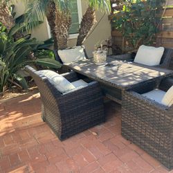 Patio Furniture 5 Pc Wicker With Cushions