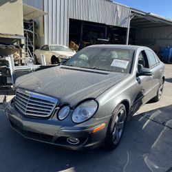 Parting Out! 2007 Mercedes Benz E550 For Parts!