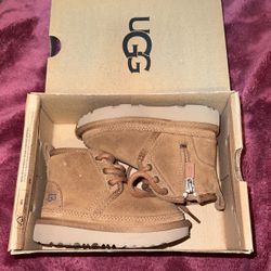 Toddler Uggs/shoes