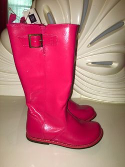 Brand new with tag Gap girls boots size 11