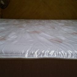queen sizes bed can  deliver 