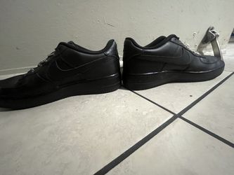 Black Air forces Chain Lace