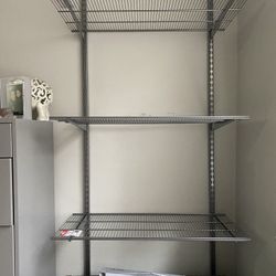 Elfa Shelves- Platinum 