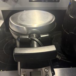 Waffle Maker 
