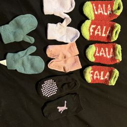 Socks & Mittens 
