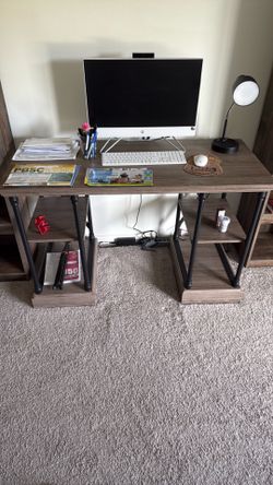 Desk for computer/office