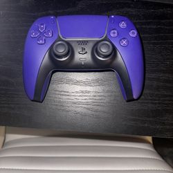 Ps5 Controller  And Games 