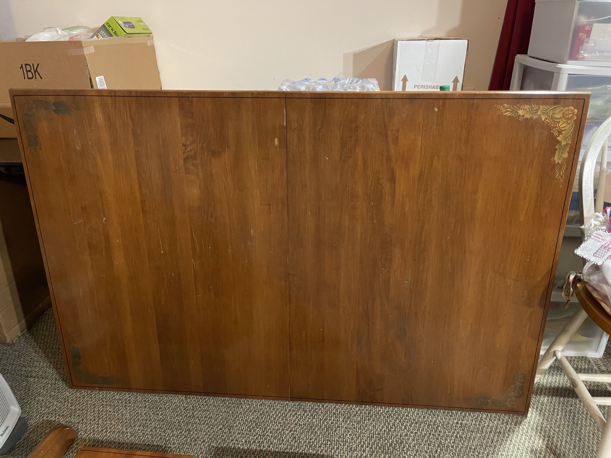 Hitchcock Table