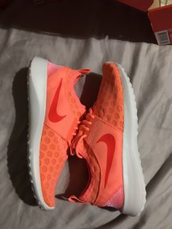 Nike Women’s Juvenate Shoe