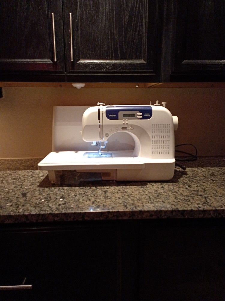 Brother CS6000i Sewing Machine for Sale in Taylorsville, KY OfferUp