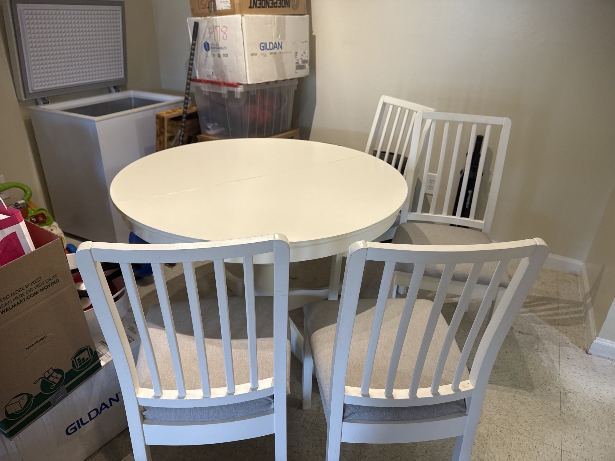 Se Vende Comedor En 150