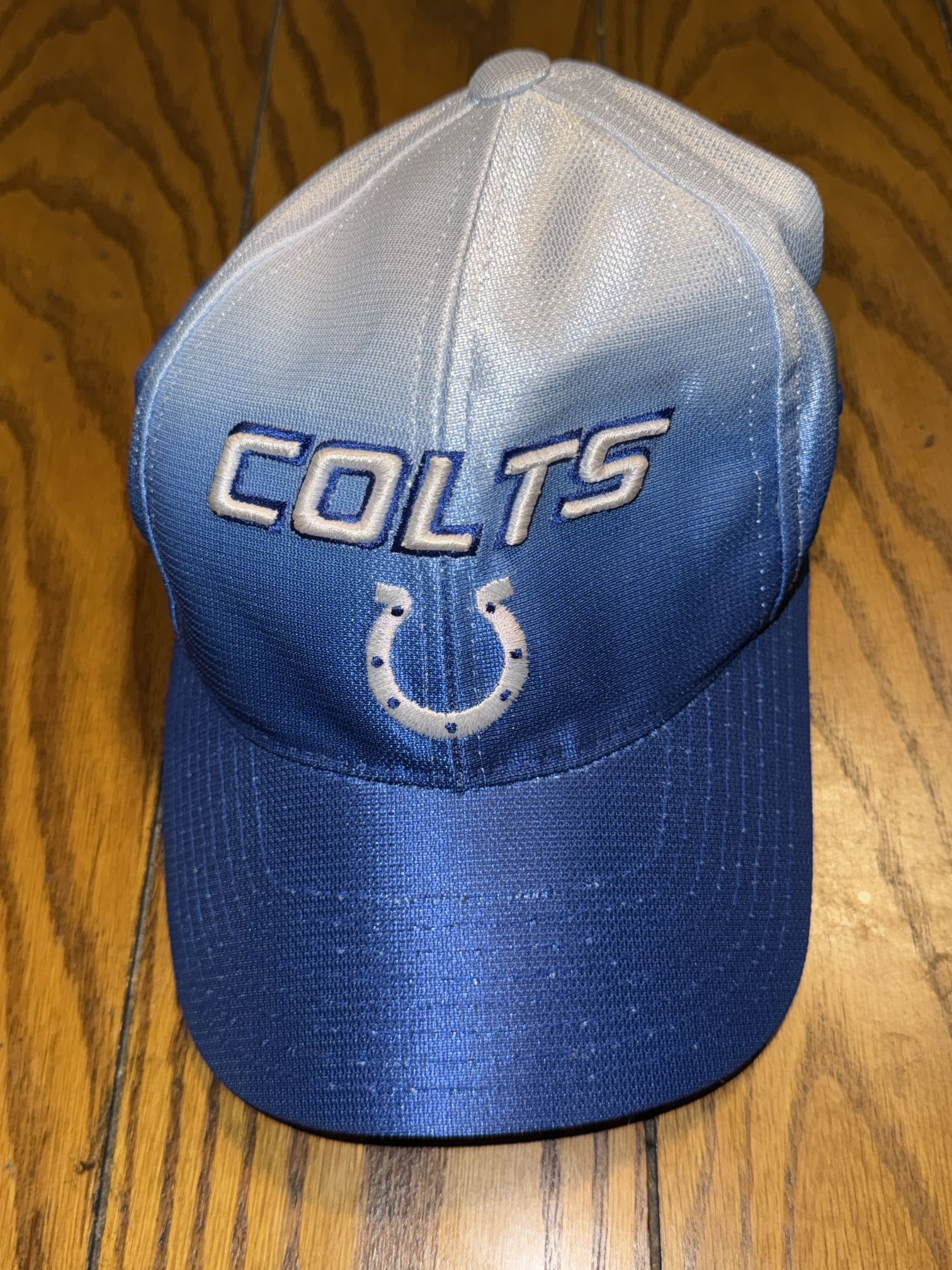 Indianapolis Colts Vintage PUMA NFL Pro Line Authentic Team Apparel Hat Cap