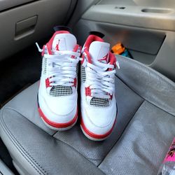 Jordan 4 Retro Fire Red Size 10