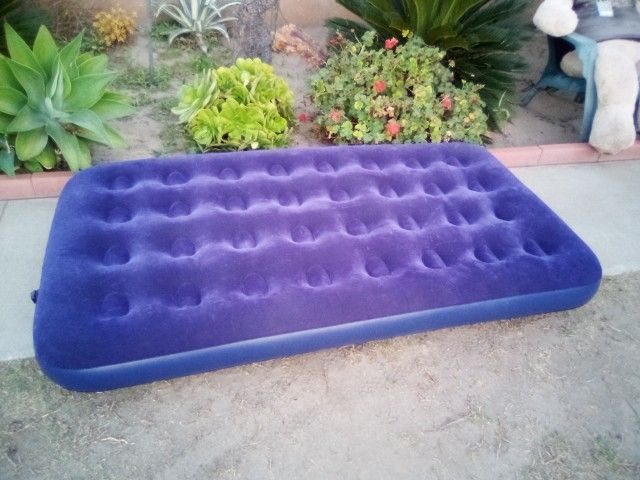 Inflatable Bed