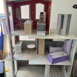 Giant Doll House 
