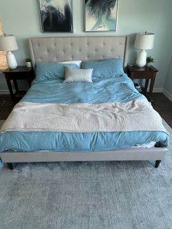 California King bedframe & headboard & matress