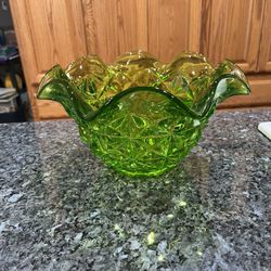 Vintage 1960’s  Tiffin Glass Williamsburg Empire Green Ruffled Fruit Bowl.  Size approximately 10 1/2 inches wide and 5 3/4 inches tall.  Preowned.  B