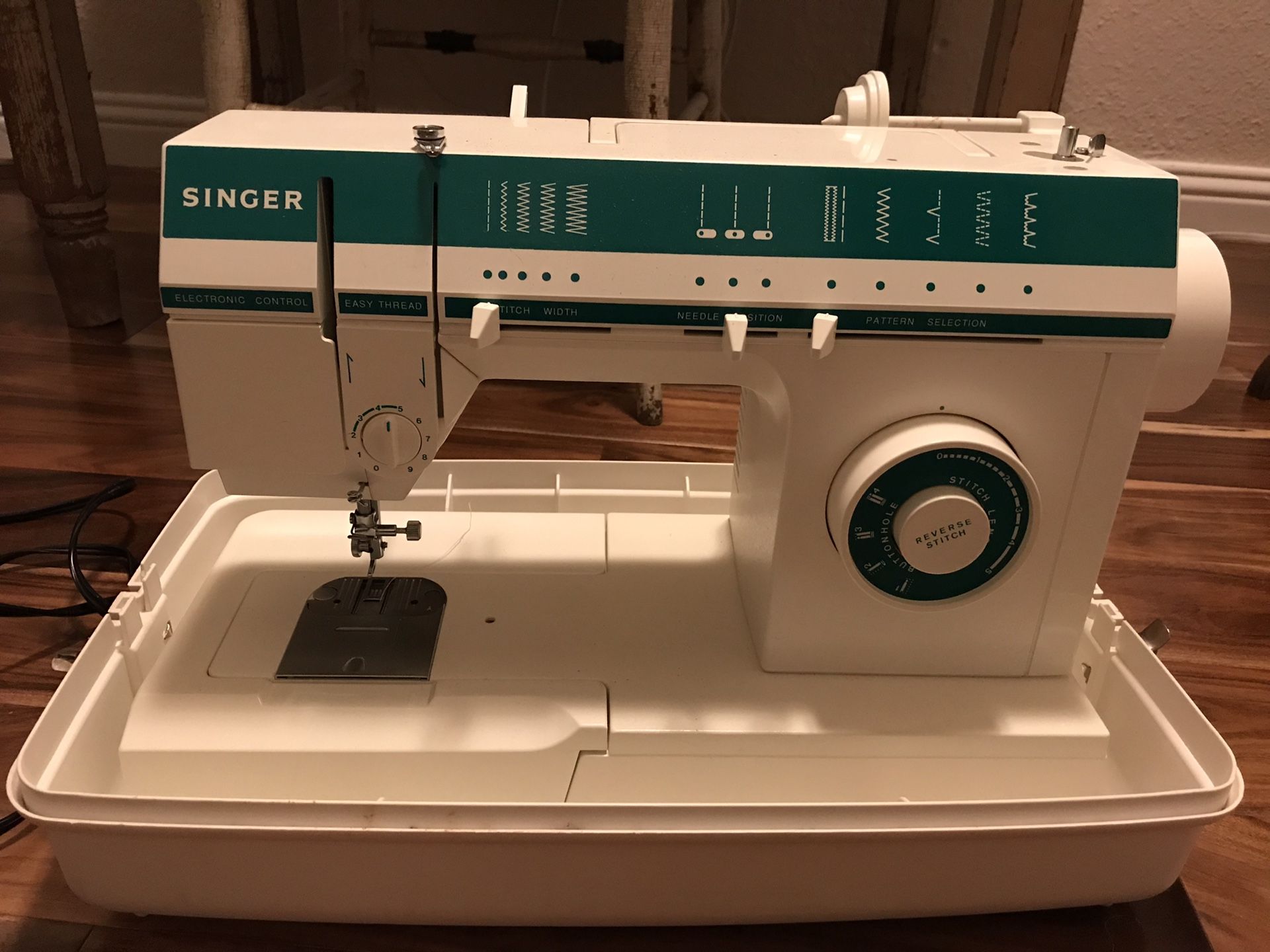 Singer 5817 C sewing machine