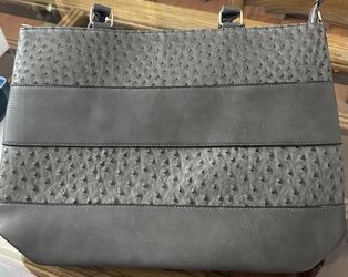Ladies Gray Textured Purse-SALE- $25