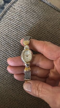 Vintage Sarah Coventry watch