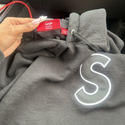 Supreme Black Hoodie