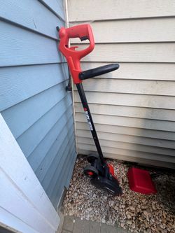 Black+Decker cordless grass trimmer