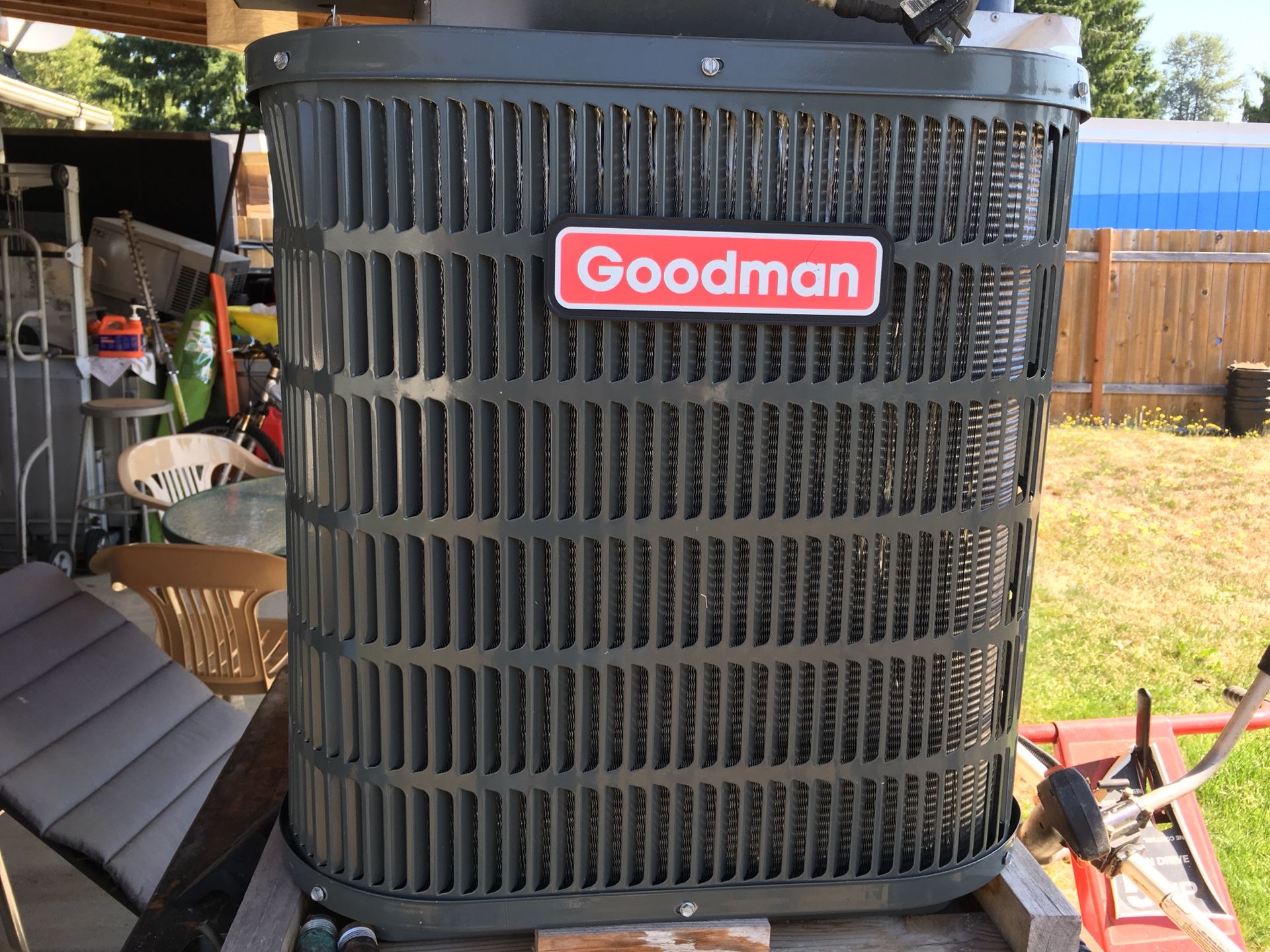 New Goodman 2 ton AC Condenser CKL24-1L