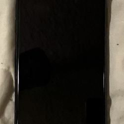 iphone 11 damaged back for Sale in Las Vegas, NV - OfferUp