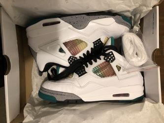 Women’s Air Jordan 4 Retro “Rasta” Size 9