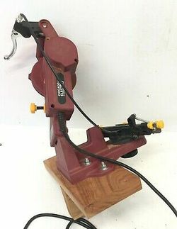 Chainsaw sharpener