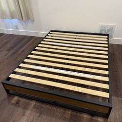 Queen Metal Platform Bed Frame 
