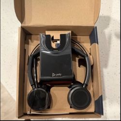 Poly Voyager Focus 2 UC Bluetooth Headset with Stand