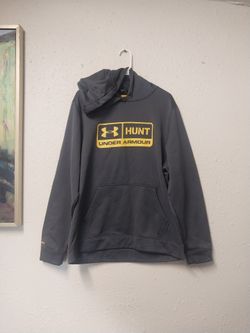 UNDER ARMOUR HOODIE