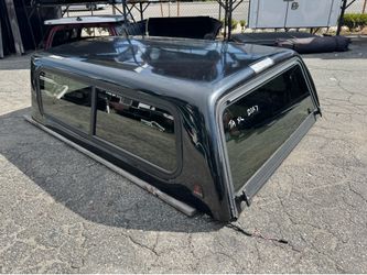 Toyota Tacoma camper Shell 1987-04