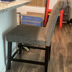 4 piece counter/bar stools set