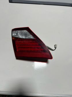 2010 - 2012 LEXUS LS460 LEFT TAIL LIGHT ON DECK LID DRIVER SIDE