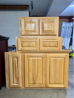 Hickory Kitchen Cabinets – Soft Close – KCMA Certified