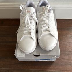 ADIDAS advantage Size 8 1/2 Women’s 