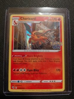 Charizard holo 2022