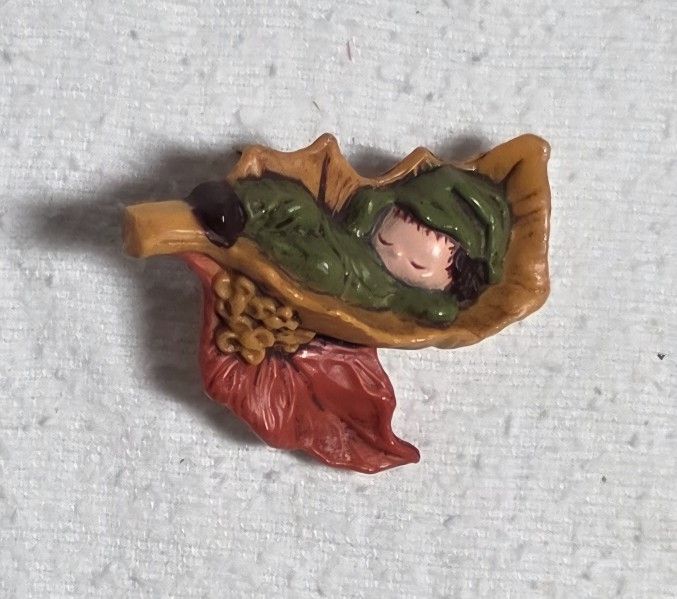 Pixie Sleeping Boy On Leaf Plastic