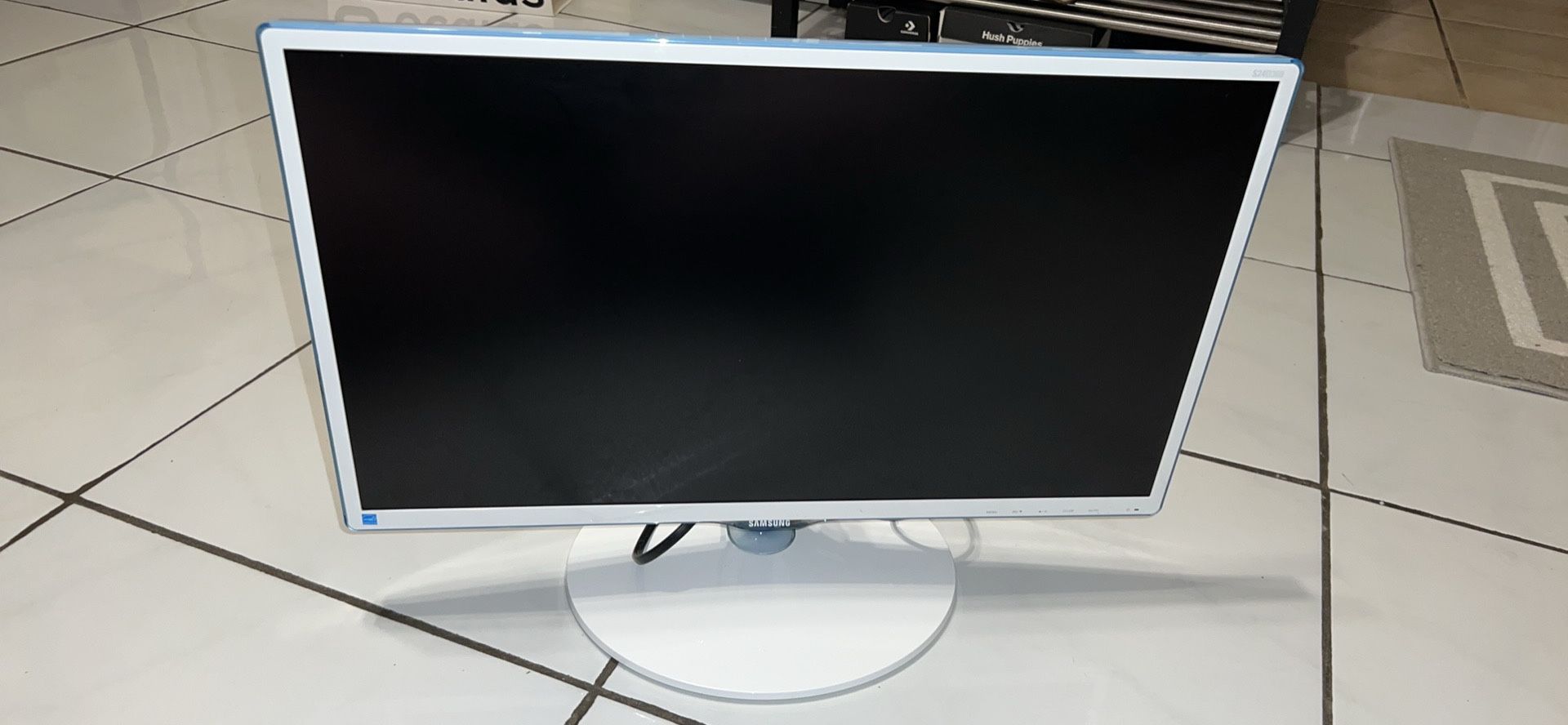 Samsung Computer Monitor