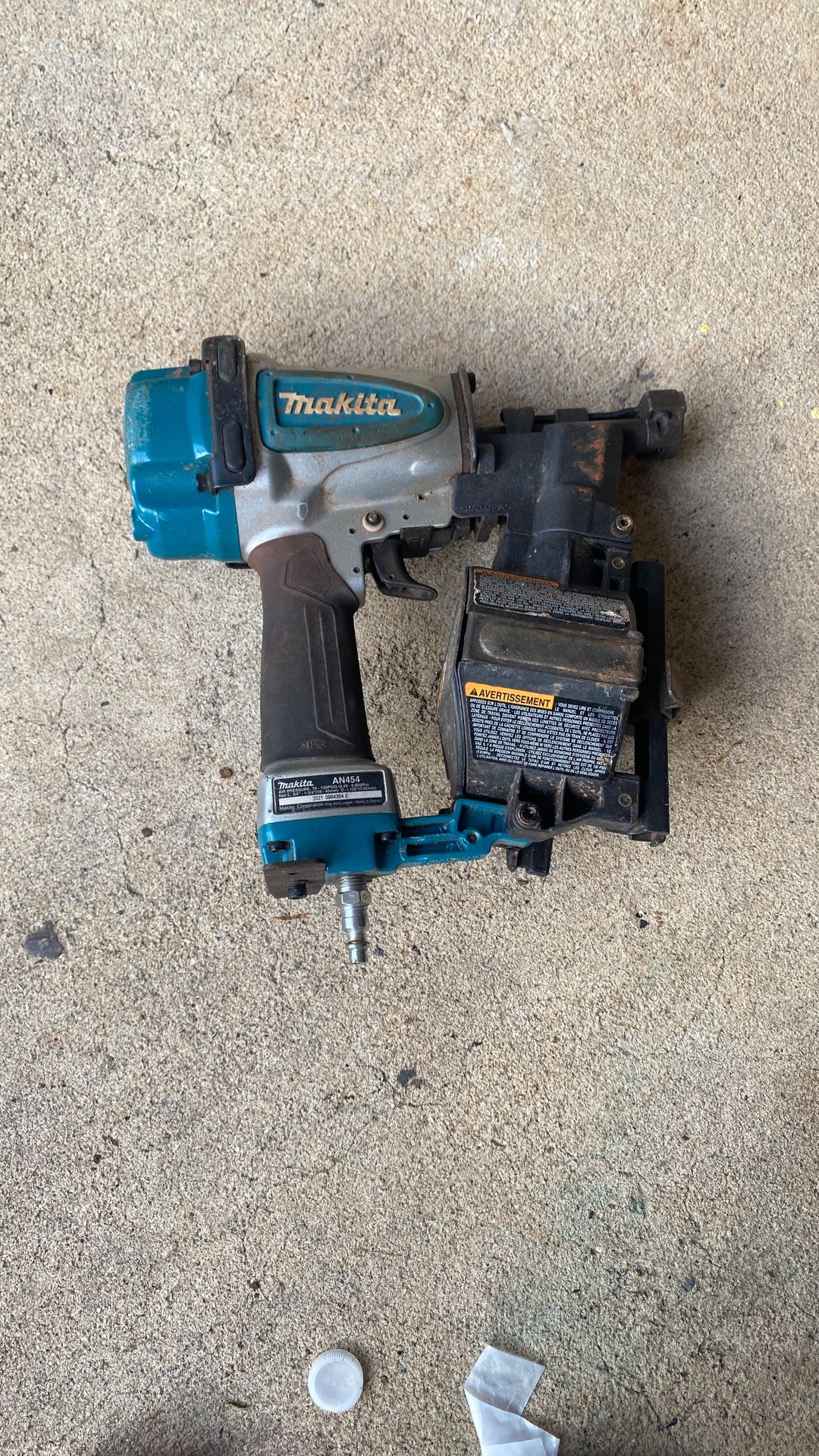 Makita Roofing Nail Gun