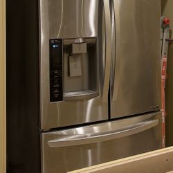 [Not Cooling] LG French Door Refrigerator – Turns On, Not Cooling