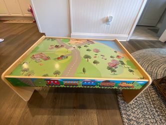 Kids Train Table
