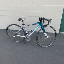 Giant road bike