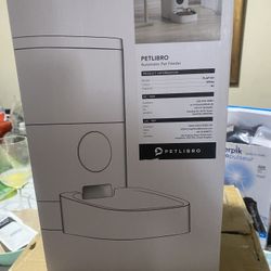 Automatic Pet Feeder