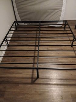 KING bedframe