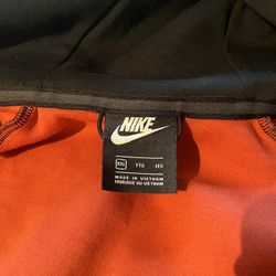 Nike camo hoodie 