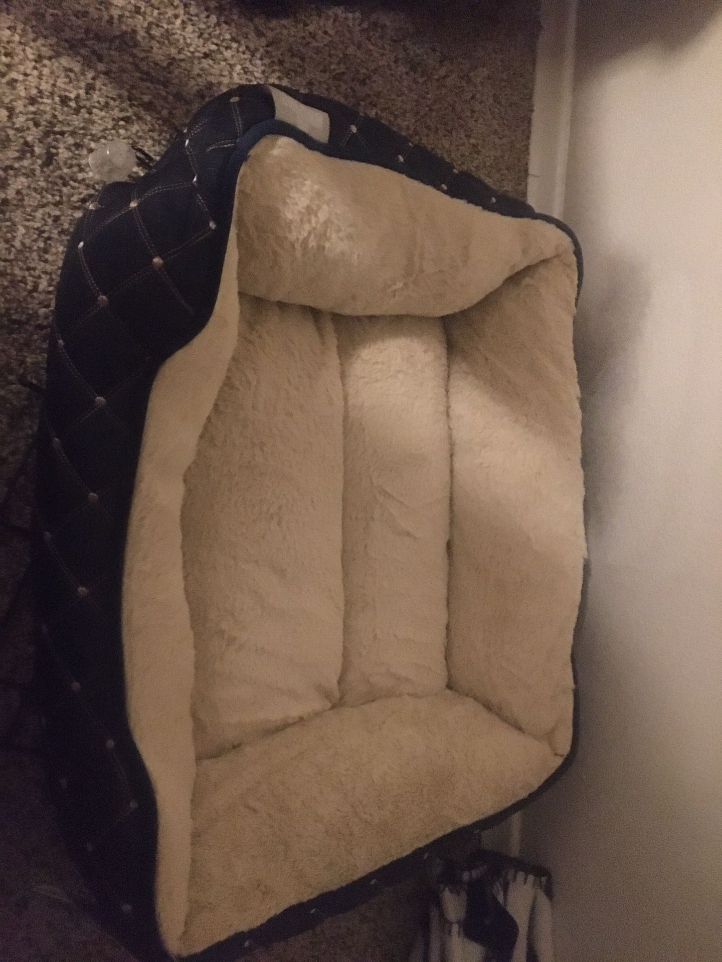 Brand new pet bed